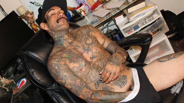 Tatted Dude Cums Twice